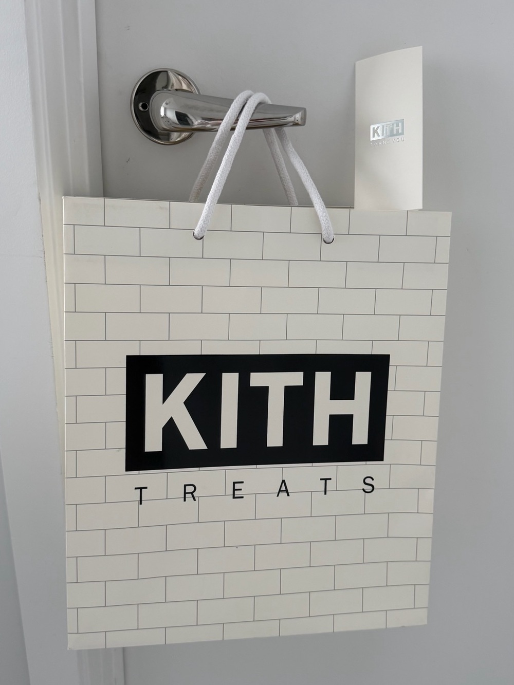 KITH TREATS Gift Shopping Bag Receipt Holder and Napkins